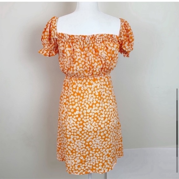 Faithfull the Brand Laura Dress - Picture 8 of 12